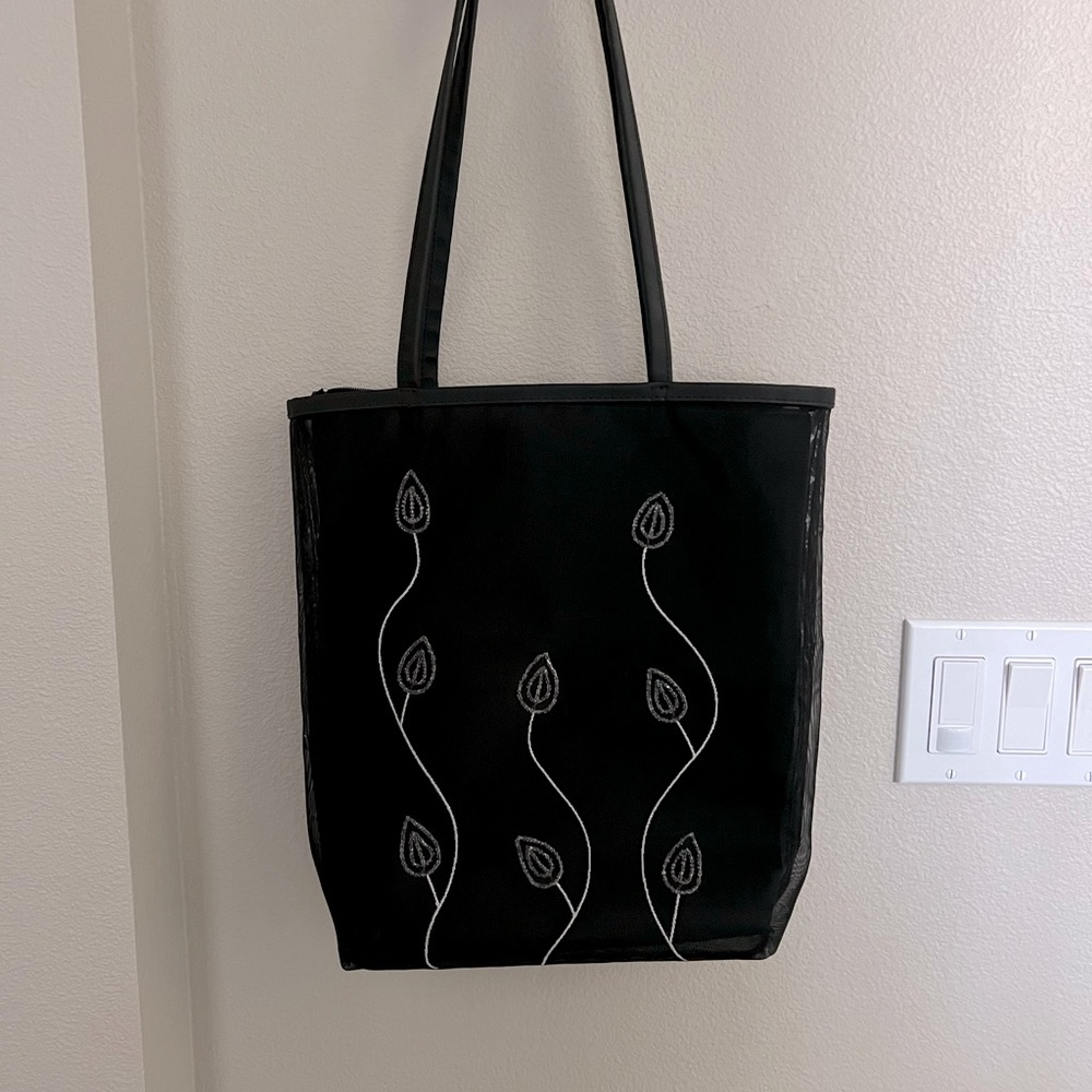 Victoria’s Secret Mesh Tote with removable liner, same or next day shipping